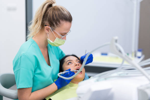 Best Emergency Wisdom Tooth Extraction in Des Moines, IA